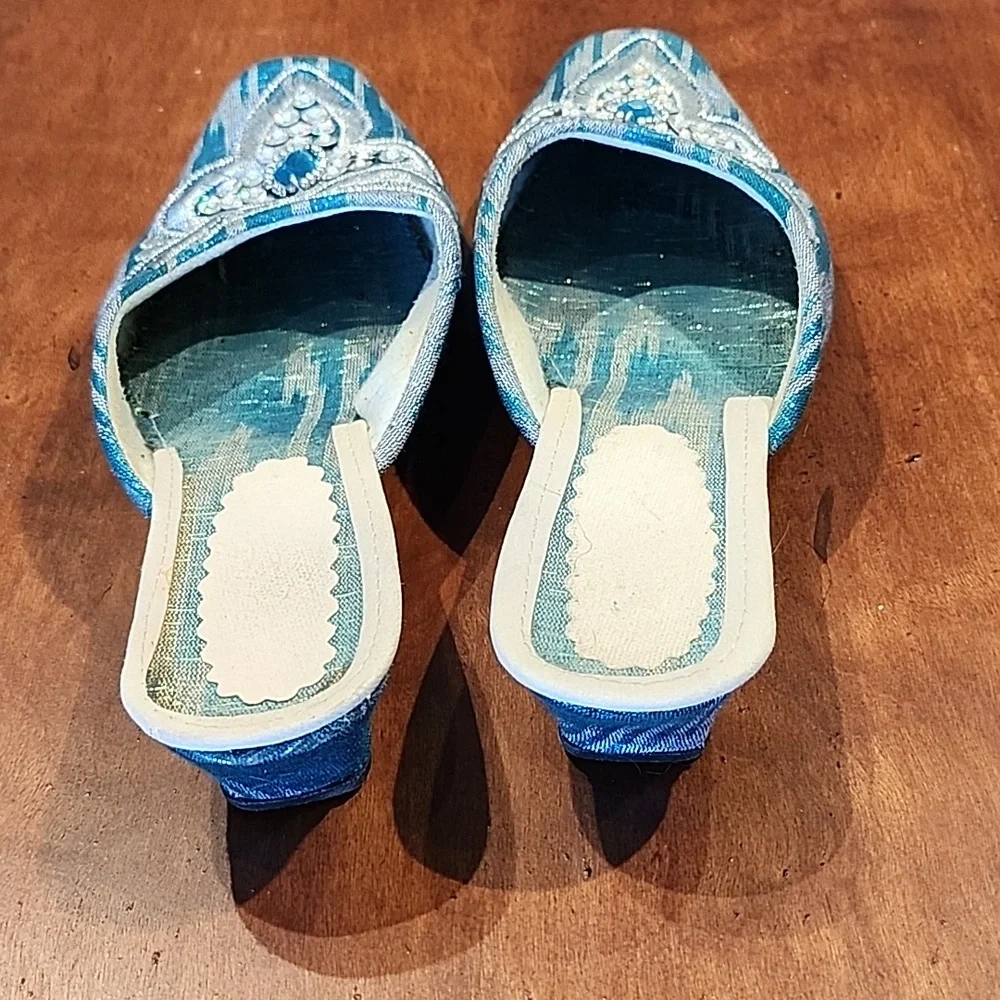 Moroccan Slipper Shoes - Picture 3 of 3